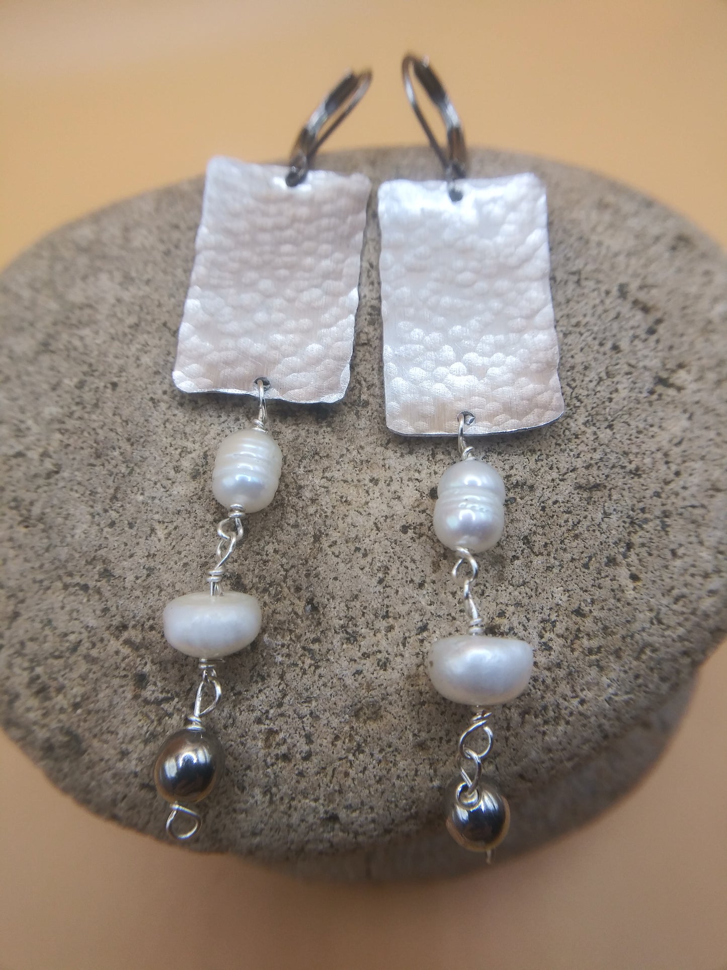 White pearls with drop