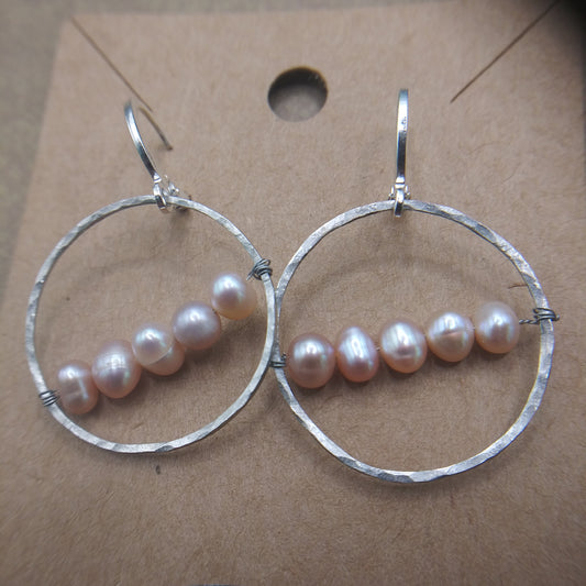 Circle with Pearls